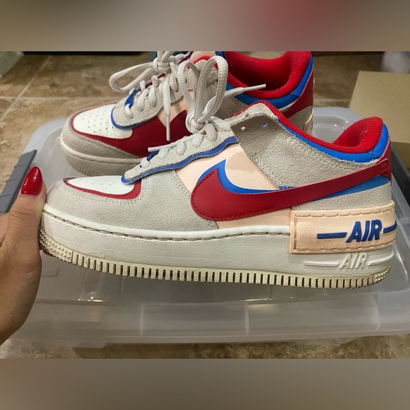 Nike air forces - Picture 1 of 4